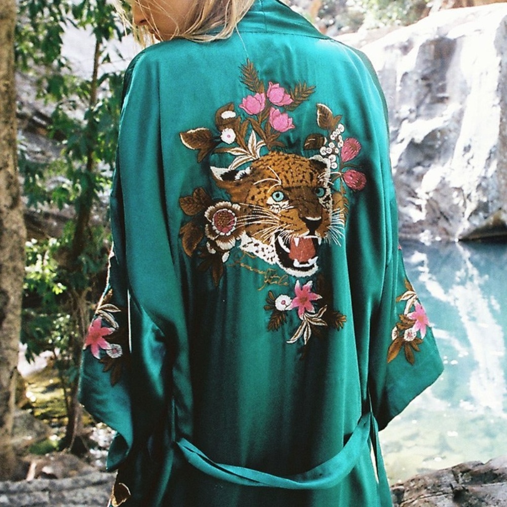 Spell and the Gypsy Emerald Tiger Silk Kimono SM